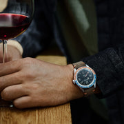 echo/neutra – 1956 GMT Black
