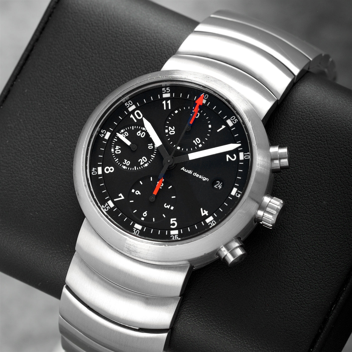 Sinn Audi Design Circle Chronograph – Komise