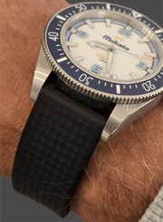 Makoto FKM Strap with Spring Clasp, Black, 20mm
