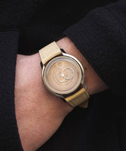 Beaubleu Seconde Française 20.24 Salmon – Grained Cream Strap